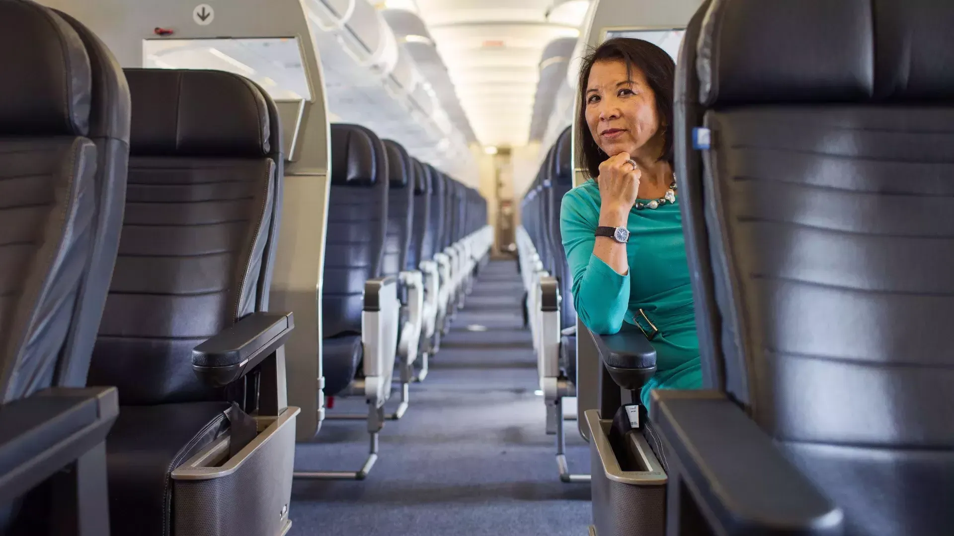 Melinda Yee Franklin sentada en un avión